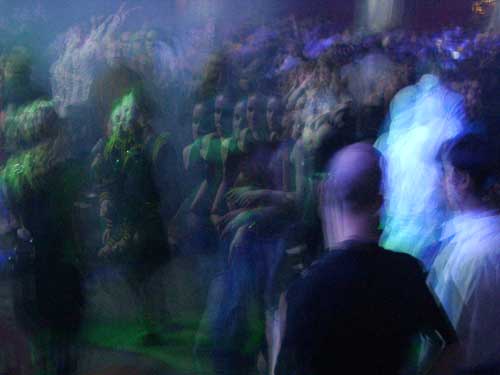 Экипаж космической ракеты. Вибрации на взлете.