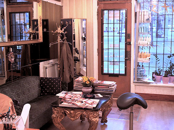 Интерьер салона 