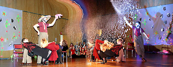 Клоун Анте разряжает обстановку